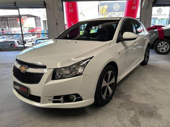 CHEVROLET CRUZE 1.8 LT SPORT6 16V FLEX 4P MANUAL